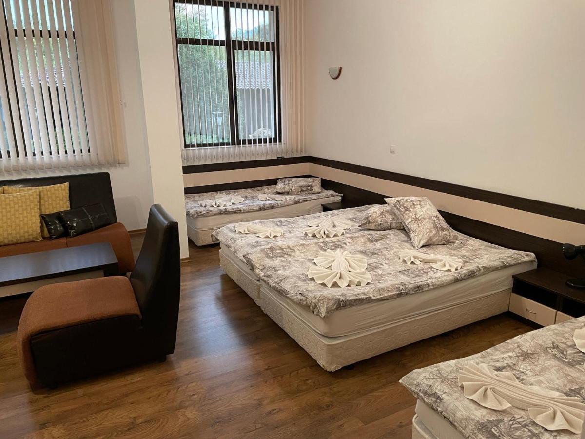 Guesthouse Hitar Petar Gabrowo Zewnętrze zdjęcie